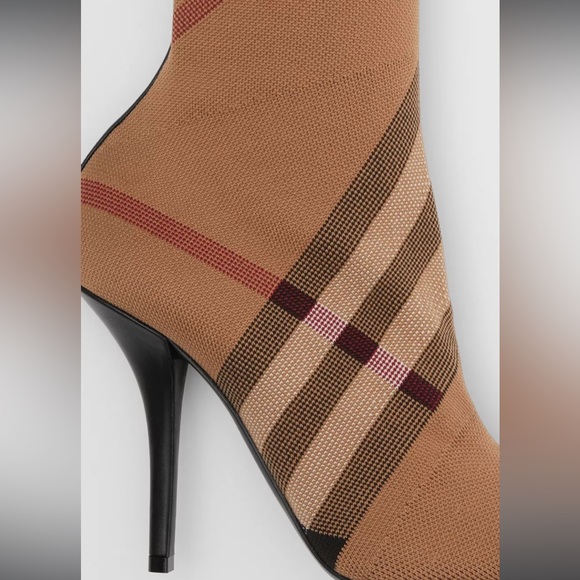 burberry high knee boots - Picture 3 of 6